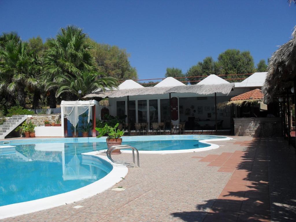 ואטרה Villa Pouloudia מראה חיצוני תמונה